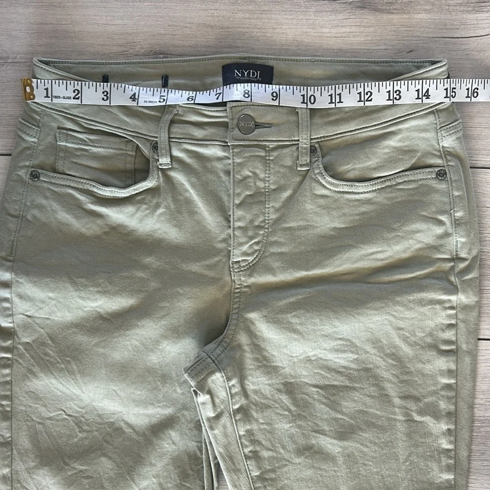 NYDJ Alina legging jegging jeans in green size 4